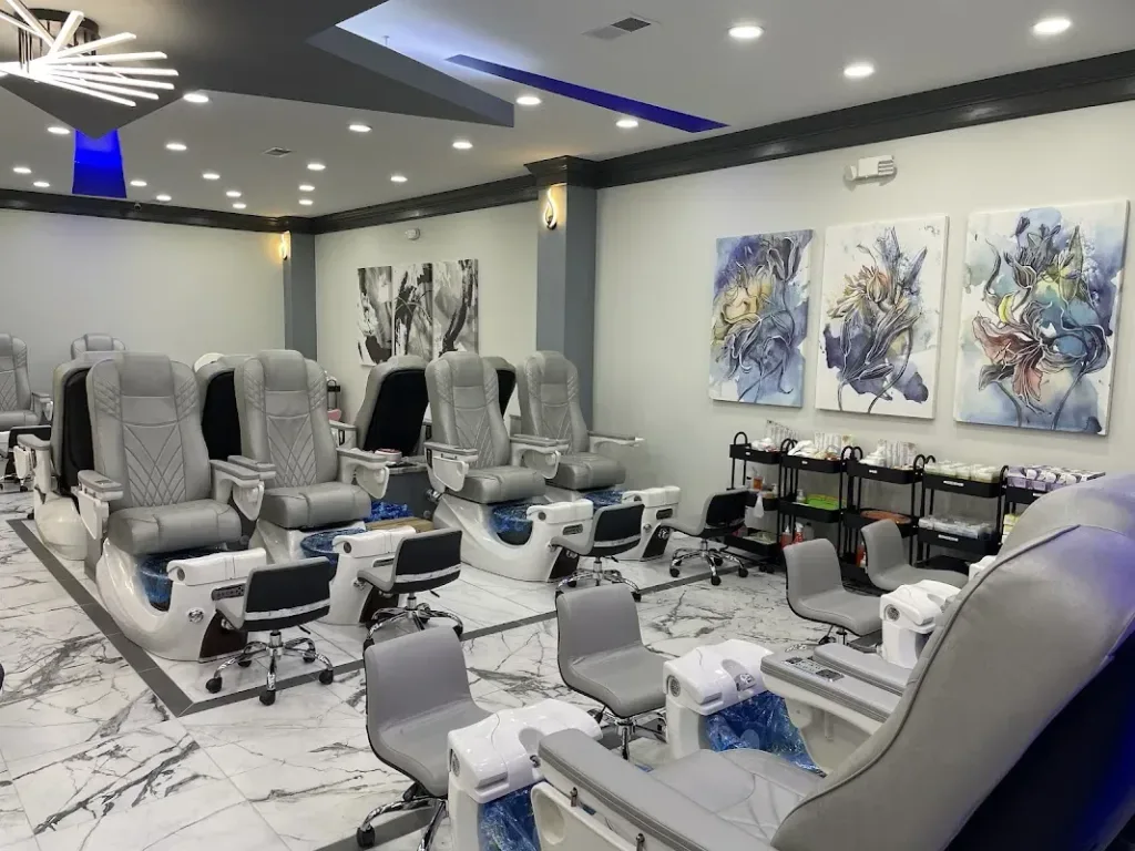 Sanctuary Nail Spa Duncan — Nail salon in Duncan